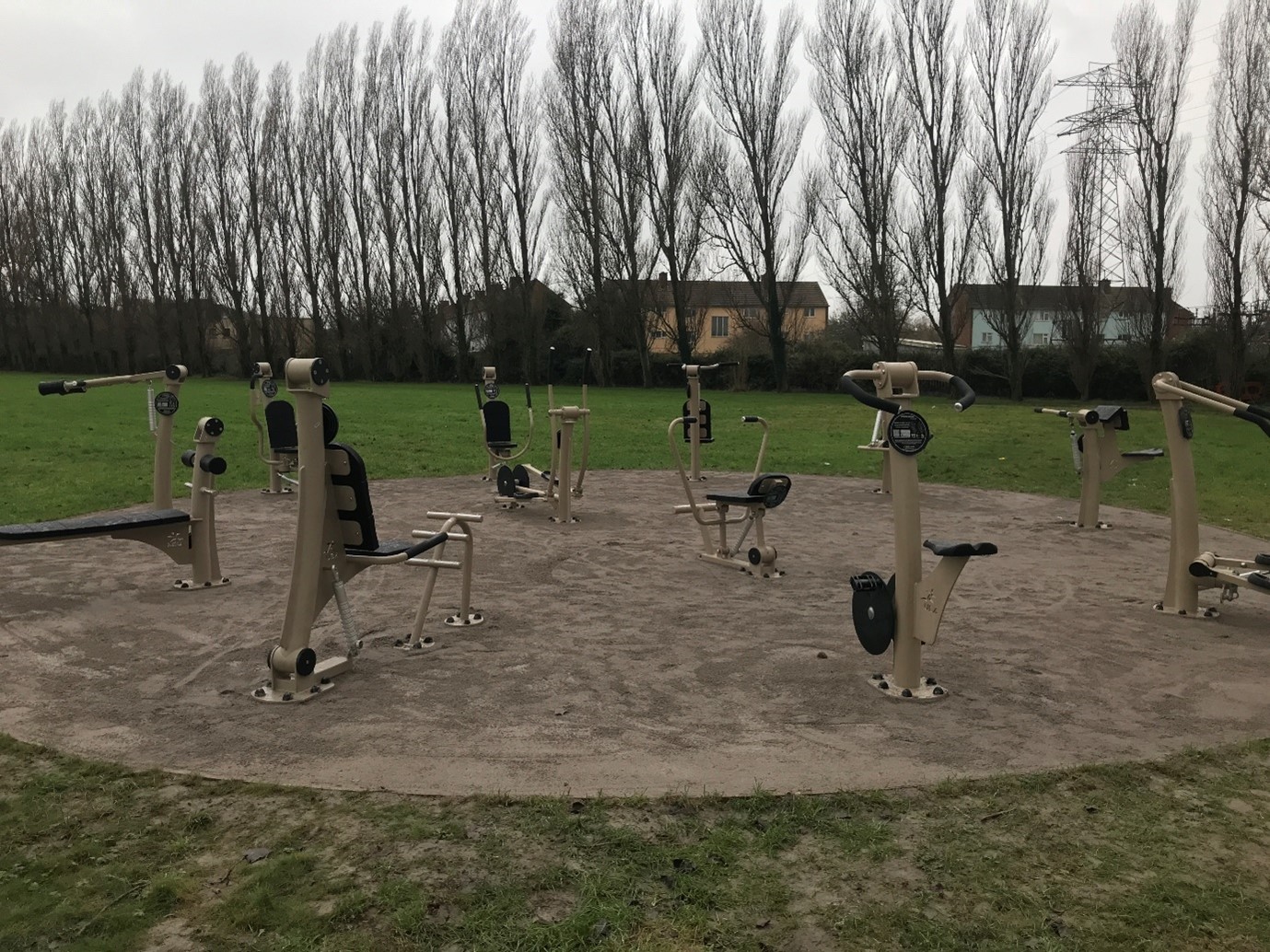 Free fitness for all as new outdoor gym opens in Weston super Mare